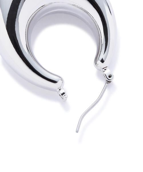 FREE'S MART（フリーズマート）の「◆ボリュームピアス（ピアス（両耳用）・レディース・シルバー・ﾌﾘ-）」の5枚目の写真