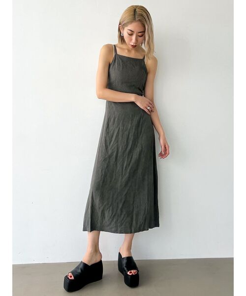 EMODA(エモダ)の「サイドカットオープンワンピース(ワンピース・レディース・その他/グレー/その他1・FREE)」の5枚目の写真