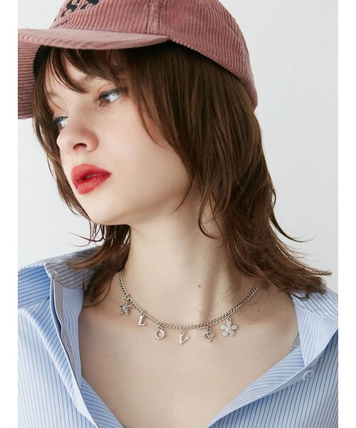 jouetie(ジュエティ)の「モチーフロゴネックレス(ネックレス・レディース・ゴールド/シルバー・FREE)」の3枚目の写真