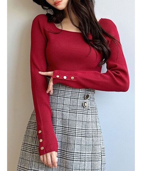 RESEXXY(リゼクシー)の「シンプルデザインニットトップス(ニット/セーター・レディース・ホワイト/レッド/ブルー/ブラック・FREE)」の4枚目の写真