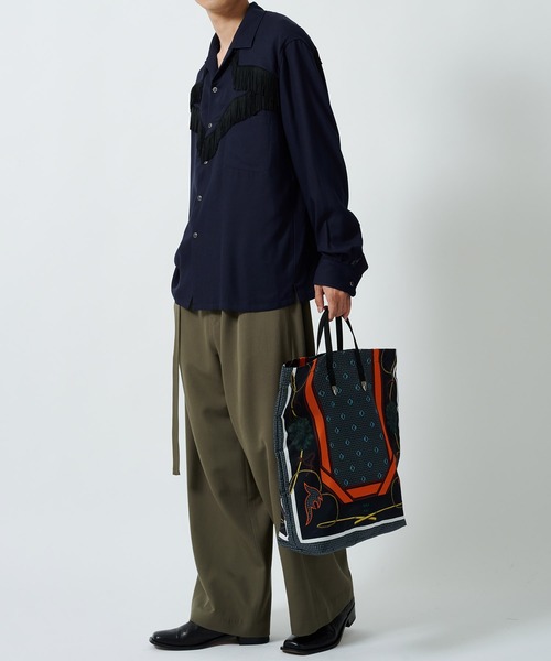 TOGA（トーガ）の「Print tote bag（トートバッグ・メンズ・ネイビー・FREE）」の10枚目の写真