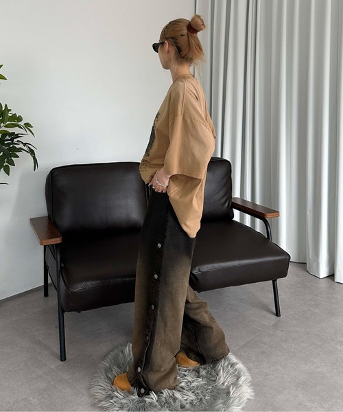 sedacle（セダクル）の「サイドボタン２way加工デニム（デニムパンツ・メンズ・ブラック/オフホワイト・SMALL/MEDIUM/LARGE）」の7枚目の写真