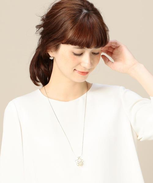 BEAUTY&YOUTH UNITED ARROWS（ビューティーアンドユースユナイテッドアローズ）の「BY 3Dフラワーモチーフペンダント（ネックレス・レディース・ゴールド/シルバー・フリー）」の5枚目の写真