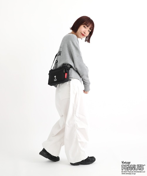 Manhattan Portage(マンハッタンポーテージ)の「Jogger Bag PEANUTS FW2024(ショルダーバッグ・レディース・ブラック・X-SMALL)」の2枚目の写真