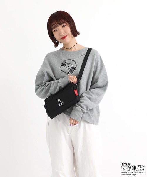 Manhattan Portage(マンハッタンポーテージ)の「Jogger Bag PEANUTS FW2024(ショルダーバッグ・レディース・ブラック・X-SMALL)」の3枚目の写真