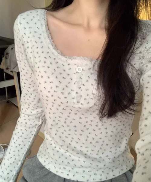 Mayree（メイリー）の「【Mayree】小花柄 レース ヘンリーネック カットソー（Tシャツ/カットソー・レディース・ブラック/アイボリー・LARGE/MEDIUM/SMALL）」の6枚目の写真