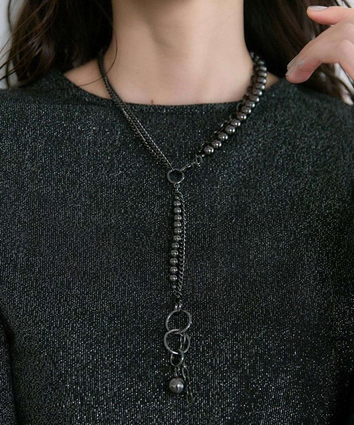 HARE(ハレ)の「ボールミックスラリエットネックレス(HARE)(ネックレス・レディース・シルバー/ホワイト/ブラック・FREE)」の2枚目の写真