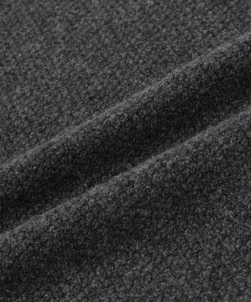 ATON(エイトン)の「ATON(エイトン) LAMBS WOOL CREWNECK SWEATER KRAGCW0402(ニット/セーター・メンズ・チャコールグレー/ライトグレー・4/6)」の4枚目の写真