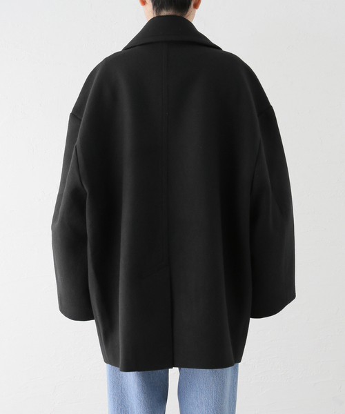 Noble(ノーブル)の「NEARbyME/ニアーバイミー Gold Botton Oversized Pea Coat(ピーコート・レディース・ブラック・FREE)」の8枚目の写真