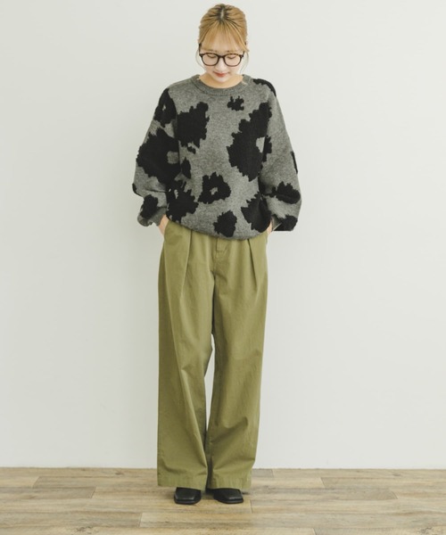 ITEMS URBANRESEARCH（アイテムズ アーバンリサーチ）の「フラワージャガードニット（ニット/セーター・レディース・グレー/ネイビー・FREE）」の6枚目の写真