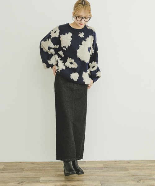 ITEMS URBANRESEARCH（アイテムズ アーバンリサーチ）の「フラワージャガードニット（ニット/セーター・レディース・グレー/ネイビー・FREE）」の11枚目の写真