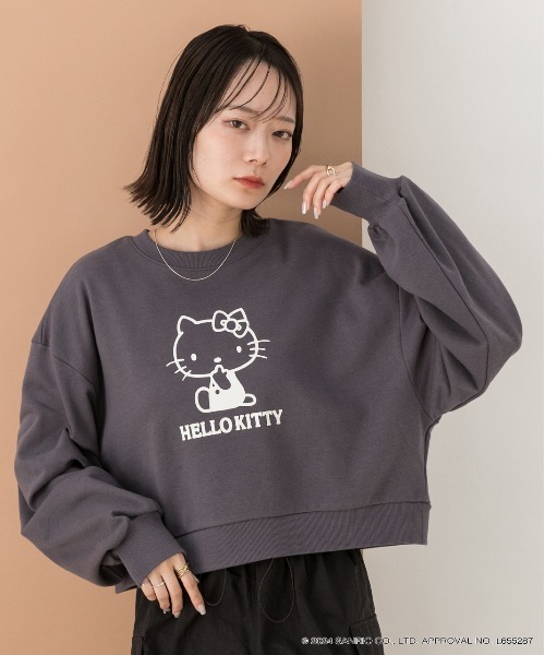 sanrio(サンリオ)の「【HELLO KITTY】ショートプルオーバー(スウェット・レディース・アイボリー/チャコール・FREE)」の8枚目の写真
