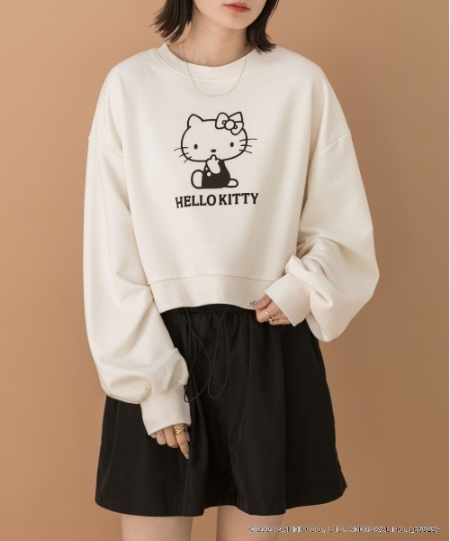 sanrio(サンリオ)の「【HELLO KITTY】ショートプルオーバー(スウェット・レディース・アイボリー/チャコール・FREE)」の17枚目の写真