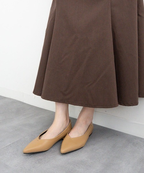 Fabby fabby(ファビィーファビィー)の「ポインテッドパンプス(パンプス・レディース・シルバー/アイボリー/ブラック/ブラウン/ゴールド/ベージュ・SMALL/MEDIUM/LARGE)」の16枚目の写真