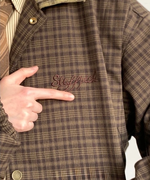 FreeZone（フリーゾーン）の「レトロ格子縞の切替ジャケット（ブルゾン・メンズ・ブラウン・F）」の6枚目の写真