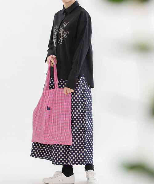 nop de nod（ノップドゥノッド）の「Laukkuギンガムfoldバッグ（トートバッグ・レディース・ターコイズブルー/グレー/オレンジ/ダークブルー/レッド/ピンク/グリーン・フリー）」の10枚目の写真