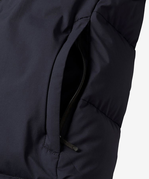 THE NORTH FACE（ザノースフェイス）の「THE NORTH FACE (ノースフェイス) バルトロライトジャケット ND92340（ダウンジャケット/コート・メンズ・チャコールグレー/ブラック/グリーン・MEDIUM/LARGE/X-LARGE）」の19枚目の写真