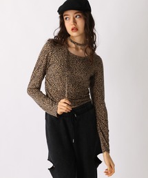 FOREVER 21 | 【2025SS】ボウタイシャーリングカットソー(Tシャツ/カットソー)