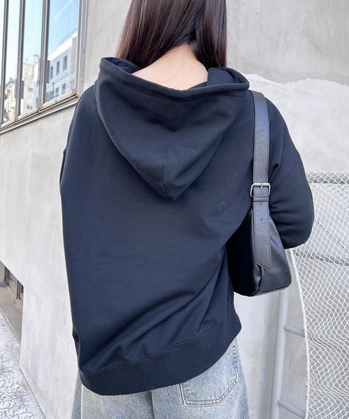 INGNI（イング）の「貼付ロゴZIPパーカー（パーカー・レディース・オフホワイト/ブラック/オートミール・M）」の16枚目の写真