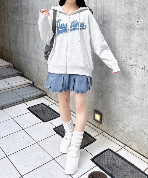 INGNI（イング）の「貼付ロゴZIPパーカー（パーカー・レディース・オフホワイト/ブラック/オートミール・M）」の10枚目の写真