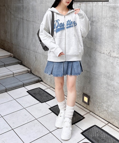 INGNI（イング）の「貼付ロゴZIPパーカー（パーカー・レディース・オフホワイト/ブラック/オートミール・M）」の8枚目の写真