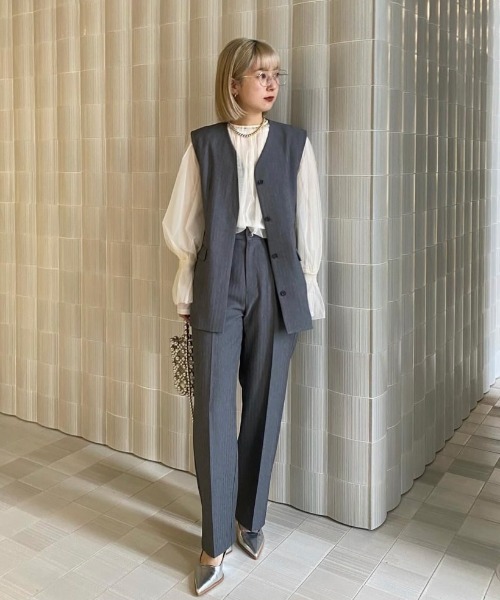 Ameri（アメリ）の「OTONA MUSE LONG VEST WITH PANTS（サロペット/オーバーオール・レディース・ダークグレー/ブラック・MEDIUM/SMALL）」の8枚目の写真