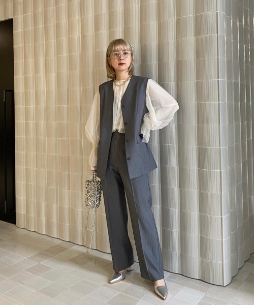 Ameri（アメリ）の「OTONA MUSE LONG VEST WITH PANTS（サロペット/オーバーオール・レディース・ダークグレー/ブラック・MEDIUM/SMALL）」の9枚目の写真