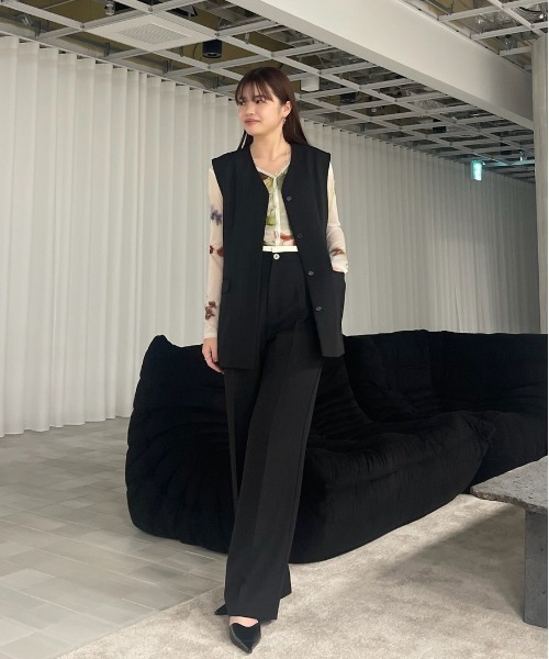 Ameri（アメリ）の「OTONA MUSE LONG VEST WITH PANTS（サロペット/オーバーオール・レディース・ダークグレー/ブラック・MEDIUM/SMALL）」の4枚目の写真