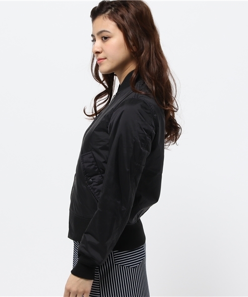 Alpha Industries（アルファインダストリーズ）の「【ALPHA×CIAOPANICTYPY】リバーシブルMA-1（ブルゾン・レディース・ブラック/オリーブ・SMALL）」の4枚目の写真