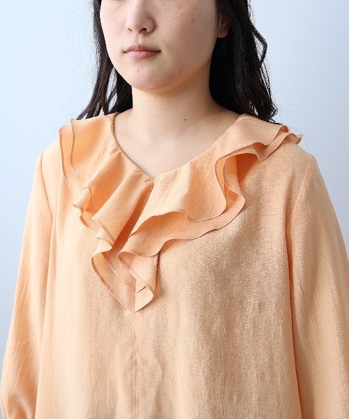 leswel(レスウェル)の「【L~5L 大きいサイズ】リネンライクスラブラッフルブラウス(シャツ/ブラウス・レディース・クリーム/ブラック/サーモンピンク・5L/4L/3L/LL/L)」の17枚目の写真