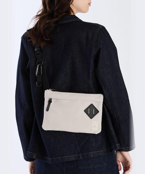 agnes b.（アニエスベー）の「ショルダーバッグ”Sunrise” YAH04－02（ショルダーバッグ・レディース・グレー系その他・FREE）」の2枚目の写真