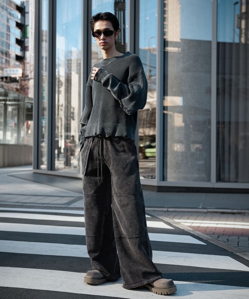 Ruelle（ルーエル）の「【Ruelle】Pigment-Dyed Wide Sweat Pants  / ピグメント加工共地ベルト付きワイドスウェットパンツ（スウェットパンツ・メンズ・ブラック/アッシュグレー・L/M/S）」の3枚目の写真