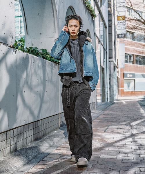 Ruelle（ルーエル）の「【Ruelle】Pigment-Dyed Wide Sweat Pants  / ピグメント加工共地ベルト付きワイドスウェットパンツ（スウェットパンツ・メンズ・ブラック/アッシュグレー・L/M/S）」の5枚目の写真