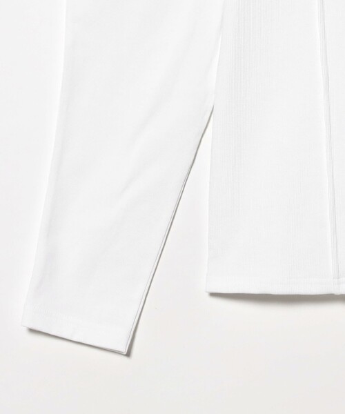 Ray BEAMS(レイビームス)の「キリカエ ギャザー スリーブ Tシャツ(Tシャツ/カットソー・レディース・ブラック/ホワイト・ONE SIZE)」の17枚目の写真