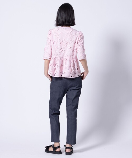 TOCCA(トッカ)の「FLOATING FLOWER ブラウス(シャツ/ブラウス・レディース・ホワイト系7/ピンク系7・0/4)」の7枚目の写真