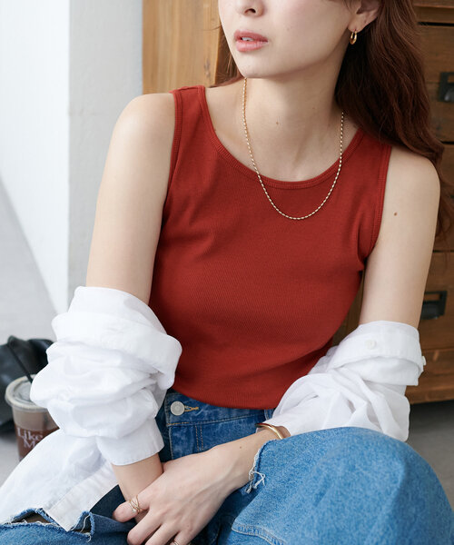 DISCOAT(ディスコート)の「リブタンク《WEB限定カラーあり》(タンクトップ・レディース・ブラック/オフホワイト/チャコールグレー/ブラウン/レッド/モカ/オレンジ/グリーン系その他2・FREE)」の8枚目の写真