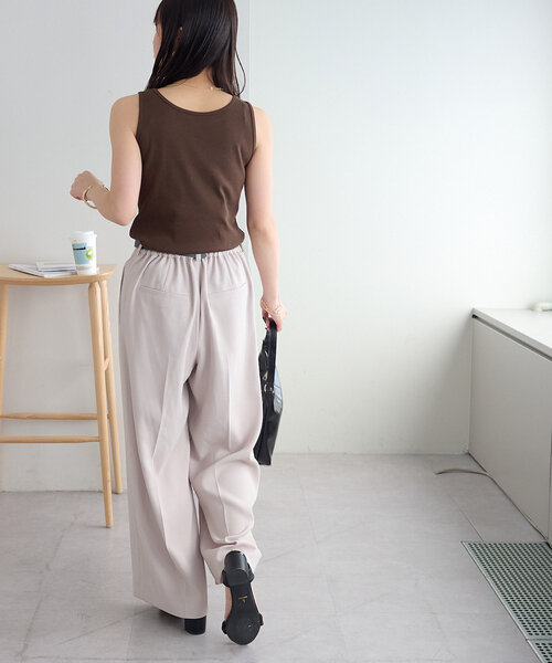 DISCOAT(ディスコート)の「リブタンク《WEB限定カラーあり》(タンクトップ・レディース・ブラック/オフホワイト/チャコールグレー/ブラウン/レッド/モカ/オレンジ/グリーン系その他2・FREE)」の12枚目の写真