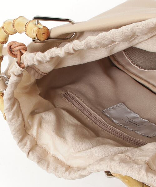Beau're（ヴュレ）の「【BEAURE/ビュレ】カウレザー バンブー ハンドル バケット BAG（かごバッグ・レディース・ブラック/ベージュ/ブラウン・FREE）」の22枚目の写真