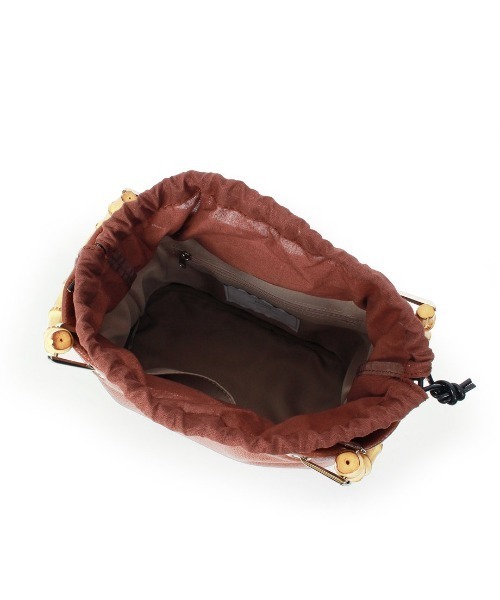 Beau're（ヴュレ）の「【BEAURE/ビュレ】カウレザー バンブー ハンドル バケット BAG（かごバッグ・レディース・ブラック/ベージュ/ブラウン・FREE）」の18枚目の写真