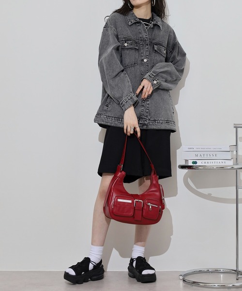 atONE(アットワン)の「ビッグGジャン(デニムジャケット・レディース・ブラック/ブルー・F)」の22枚目の写真