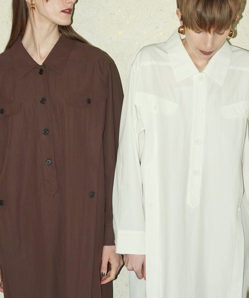 ADAM ET ROPE'（アダムエロペ）の「【EMOELLE】ミリタリーシャツワンピース（シャツワンピース・レディース・ホワイト/ブラウン系その他・FREE）」の15枚目の写真