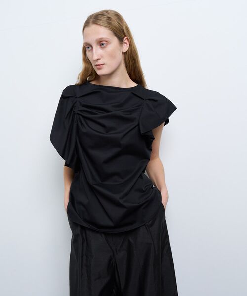 LANVIN en Bleu（ランバンオンブルー）の「ランダムタックドレープ