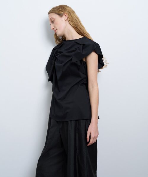 LANVIN en Bleu(ランバンオンブルー)の「ランダムタックドレープカットソー(Tシャツ/カットソー・レディース・イエロー/ネイビー/オフホワイト・38)」の8枚目の写真