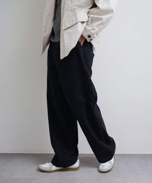 ZIP FIVE -White Line-(ジップファイブホワイトライン)の「【White Line】 COTTON CANVAS ワイド ストレート パンツ(チノパンツ・メンズ・オフホワイト/ブラック/ブラック系・X-LARGE/LARGE/MEDIUM)」の8枚目の写真