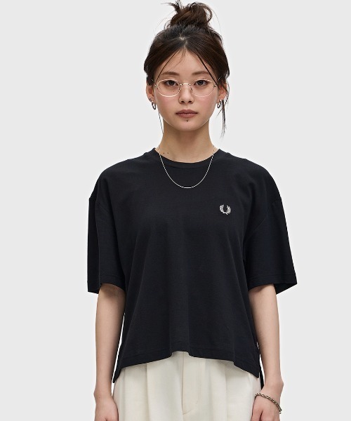 Tシャツ・カットソー FRED PERRY [Sport] Pinstripe T-Shirt 5FT971 FRED PERRY [Sport] Pinstripe T-Shirt 5FT971