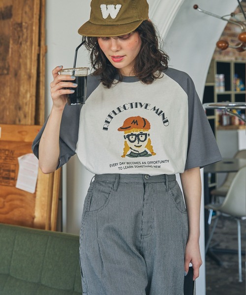 【boohoo】 オーバーサイズ 半袖 フローラル マスク Tシャツ boohoo】 オーバーサイズ 半袖 フローラル マスク Tシャツ