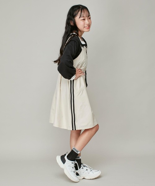 JENNI love(ジェニィラブ)の「ウエストドロストキャミジャンスカ(ジャンパースカート・キッズ・ブラック/ベージュ・160cm/150cm/140cm/130cm)」の8枚目の写真