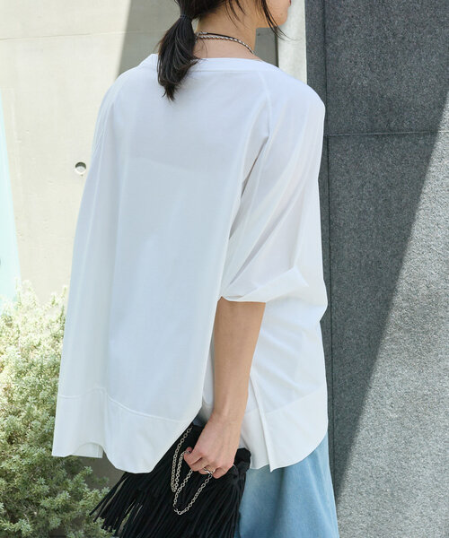 RIVE DROITE(リヴドロワ)の「【着心地抜群】ポンチョカットソー(Tシャツ/カットソー・レディース・ブラック/ブラウン/オフホワイト・FREE)」の6枚目の写真