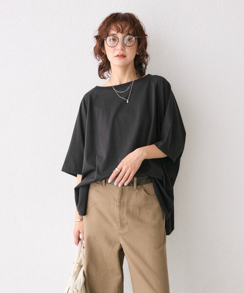 RIVE DROITE(リヴドロワ)の「【着心地抜群】ポンチョカットソー(Tシャツ/カットソー・レディース・ブラック/ブラウン/オフホワイト・FREE)」の14枚目の写真