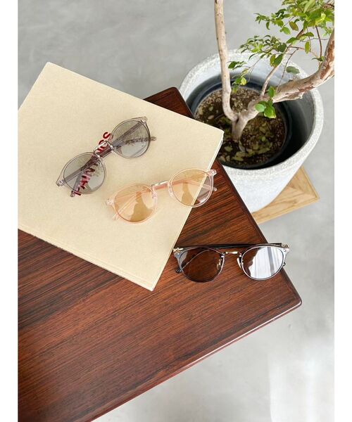 MERCURYDUO（マーキュリーデュオ）の「コンビボストンファッショングラス（サングラス・レディース・ピンク/グレー・FREE）」の4枚目の写真